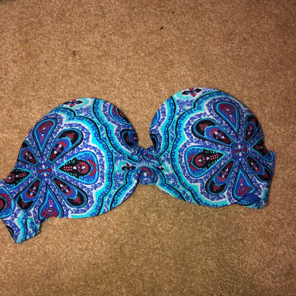 Hollister bathing suit top